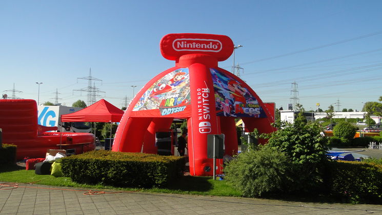 Aufblasbarer Pavillon (Inflatable)